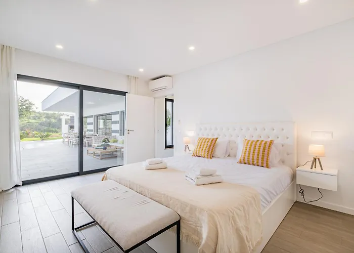 Bluehorizon Luxury Villa *