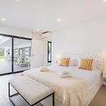 Bluehorizon Luxury Villa *