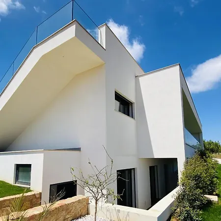 Villa Bluehorizon By Signaturestays *