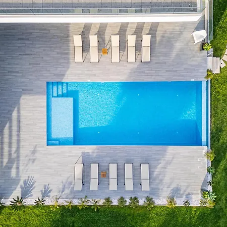 Bluehorizon Luxury אלבופיירה